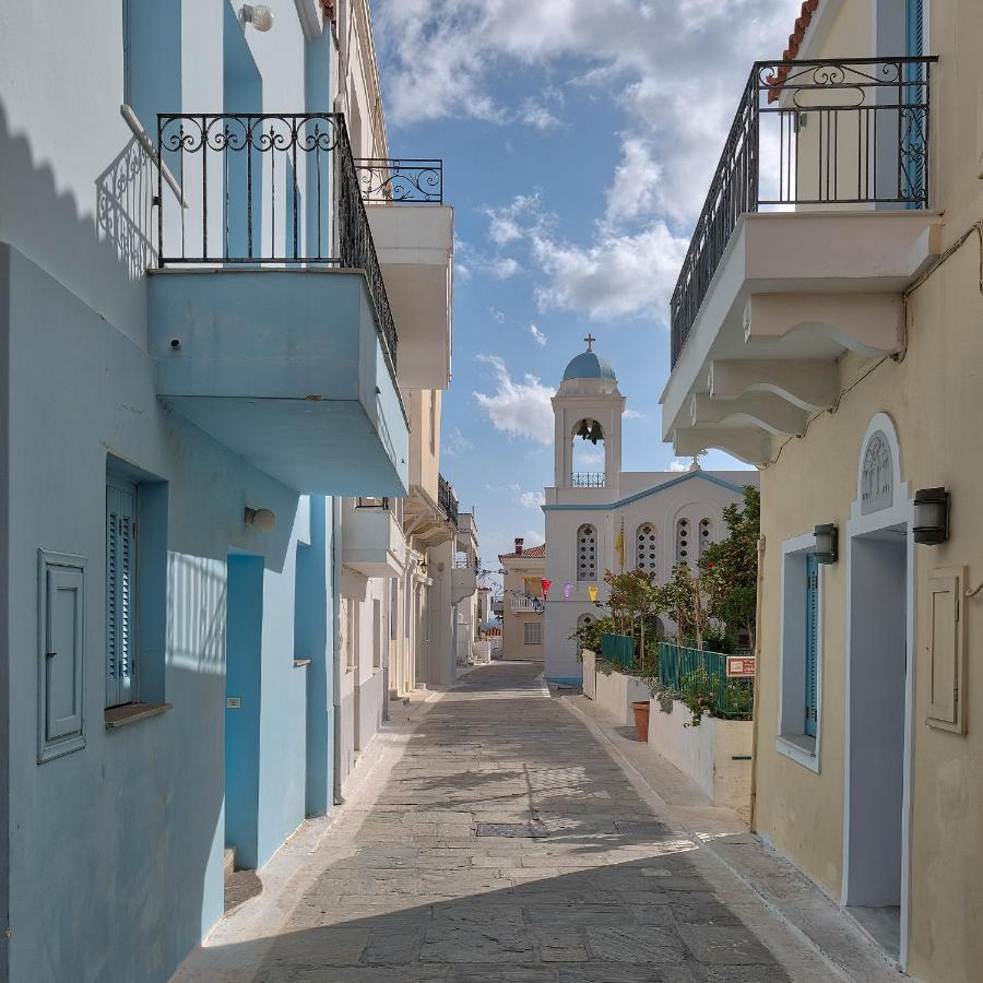 Отель Anemomiloi Andros Экстерьер фото